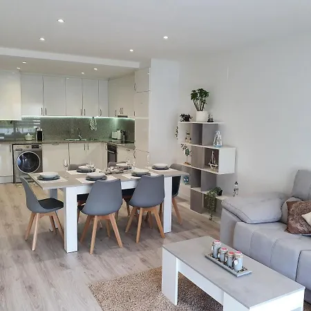 Moderno Duplex Comfort דירה *