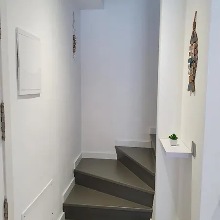 Moderno Duplex Comfort Apartment