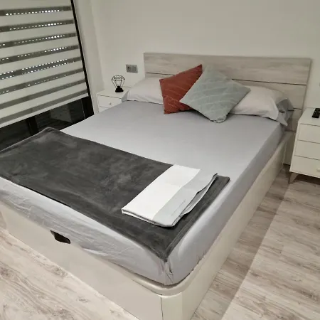 Moderno Duplex Comfort רוזס